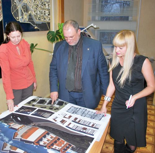 Главный архитектор города И. В. Курносов продолжает делать свое дело