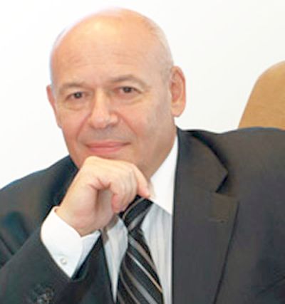 Анатолий Тихомиров - политический долгожитель, в 2001 году избран председателем Законодательного Собрания Еврейской автономной области и бессменно им является почти 15 лет.