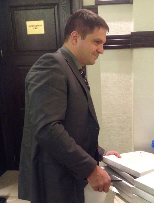 Игорь Глухов пребывал в хорошем расположении духа.