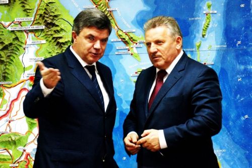 Спикер краевой думы Виктор Чудов и губернатор Хабаровского края Вячеслав Шпорт (слева направо)