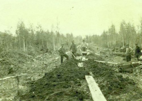 Архивный снимок из одного из лагерей ГУЛАГа, 1936-1937 гг.