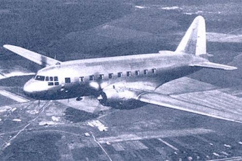 Такой же Ил-12 был сбит над Хуа-Гоу 27 июля 1953 года. В салоне были члены медкомиссии и молодые офицеры, а не высокопоставленные военначальники, за которыми охотились американцы. Фото: Авиационная энциклопедия / avivar.ru