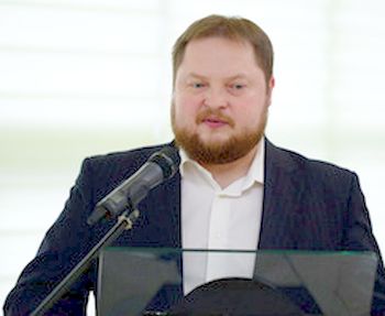 Анатолий Макаров