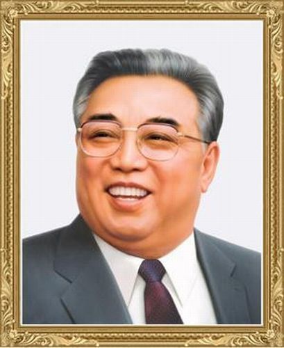 Такие портреты Ким Ир Сена размещены в нескольких хабаровских школах, где открыты российско-корейские классы