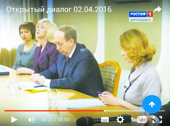 Е. Лагошина (вторая слева):  Скорей бы всё закончилось... Стопкадр «Открытый диалог», ГТРК Бира