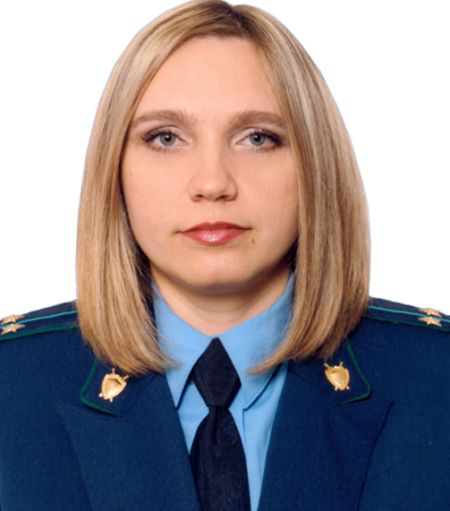 Прокурор Биробиджанского района советник юстиции Светлана Старовойтова целый час слушала всё, что говорили представители ресурсоснабжающих организаций, и… не услышала...