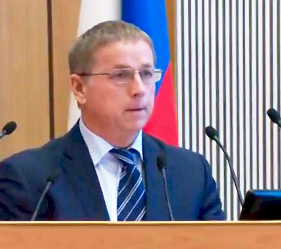 Глава Советско-Гаванского района Юрий Бухряков