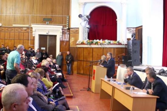 Собрание жителей Советской Гавани по углю