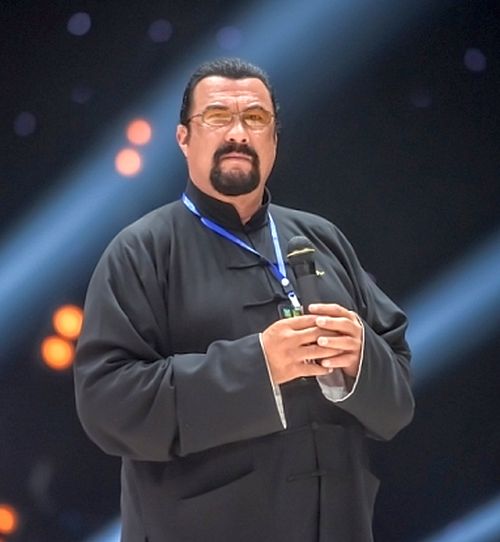 Стивен Сигал