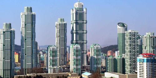 Так нынче выглядит один из новых микрорайонов Пхеньяна