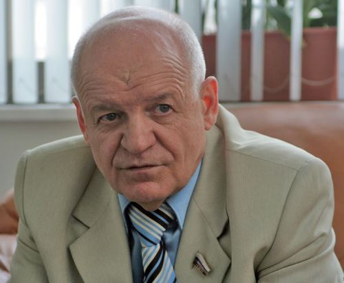 Увы, больше таких общественных деятелей на восточной окраине России не будет.