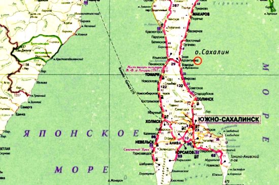 В кружке - место падения бомбардировщика