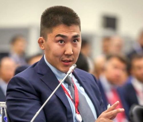 Антон Сафронов