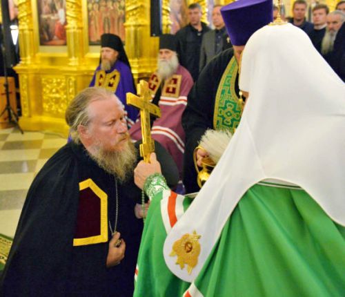 Хиротония (возведение в сан) архимандрита Ипатия (Голубева) - клирика Анадырской епархии - во епископа Анадырского и Чукотского