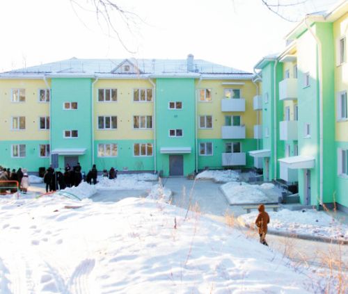 Управление архитектуры и строительства правительства ЕАО размещает на сайте госзакупок информацию о том, что оно хочет приобрести две квартиры в поселке Теплоозерск Облученского района