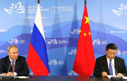 Владимир Путин и Си Цзинпин на встрече во Владивостоке. 11 сентября 2018 года. Фото пресс-службы президента РФ