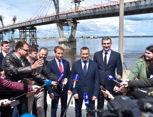 Завершение стыковки прошло в торжественной атмосфере.