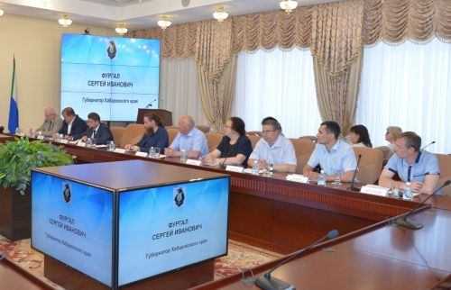 Губернатор отметил, что краевые власти приложат максимум усилий для того, чтобы избирательная кампания прошла в честной и конкурентной борьбе.  Фото Руслана Торубарова