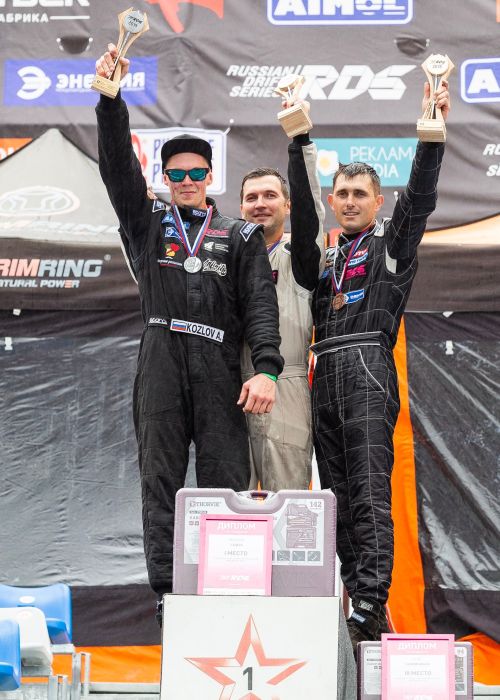 Золото - Максим Седых (Владивосток), на втором месте Алексей Козлов из Петропавловска-Камчатского, третий - гонщик из Находки Егор Скрипников. Фото автора