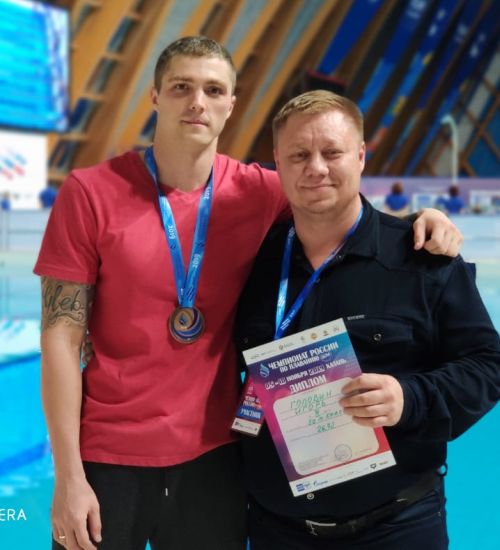 Игорь Головин и Сергей Остроушко - вице-президент федерации плавания Хабаровского края, директор СШ «Дельфин»