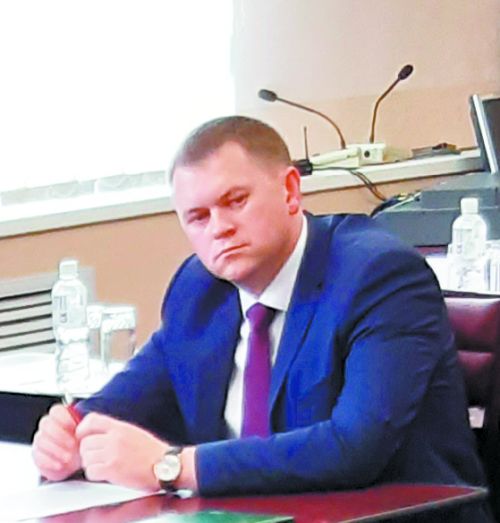 Александр Головатый - мэр Биробиджана: Деньги свои, которые я зарабатываю честным трудом, за который я несу ответственность персонально, я считаю, что я зарабатываю справедливо