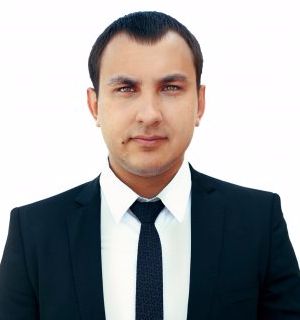 Макс Иванов