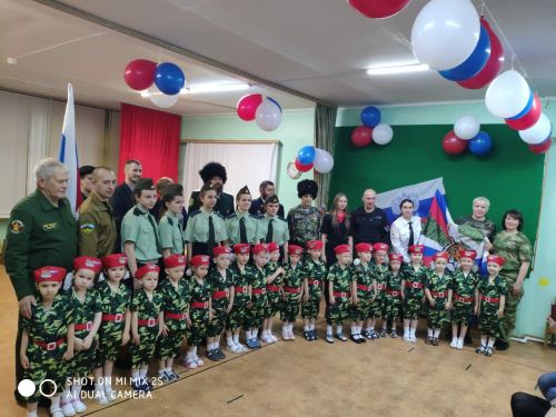 В детском саду состоялось посвящение в кадеты. Фото автора