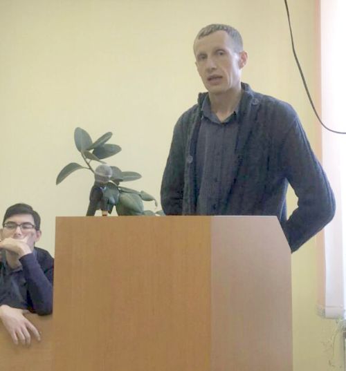 Роман Квиринг