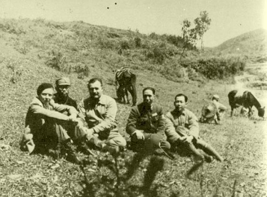 Хемингуэй в Китае, 1941 г.