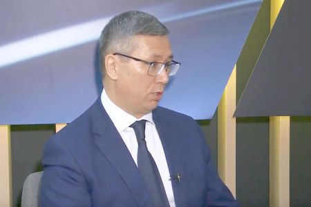 Олег Васильев