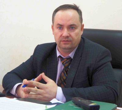 Директор архива Сергей Чарочкин.