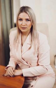 Тютянина Татьяна Николаевна родилась 3 марта 1988 года  в г. Саранске. Образование высшее, в 2012 году окончила Мордовский государственный университет им. Н.П.Огарева по специальности «Юриспруденция».