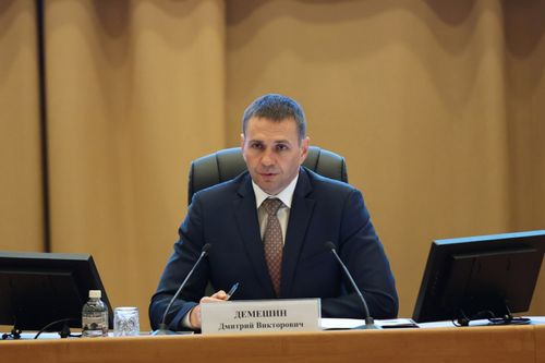 Дмитрий Демешин