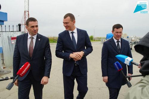 Врио губернатора Дмитрий Демешин, министр спорта России Михаил Дегтярев, министр спорта Хабаровского края Дмитрий Чикунов