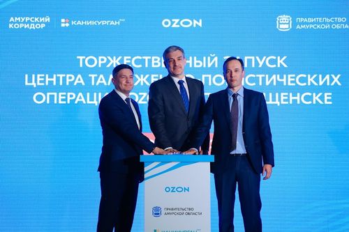 Дмитрий Ковалев, Василий Орлов и Дмитрий Ким (слева направо)