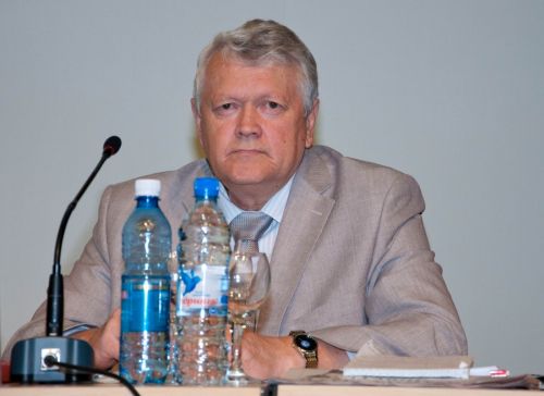 Председатель СО РАН, академик Александр Асеев