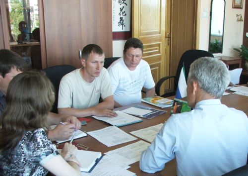 Алексей Ляма обратился к главе района с просьбой помочь решить вопрос оперативно