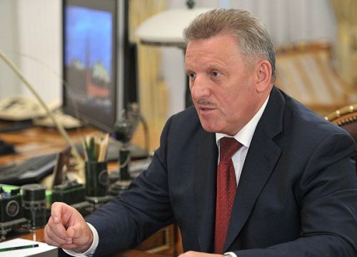 Так кто Вячеслав Шпорт, вр.и.о. губернатора или губернатор?