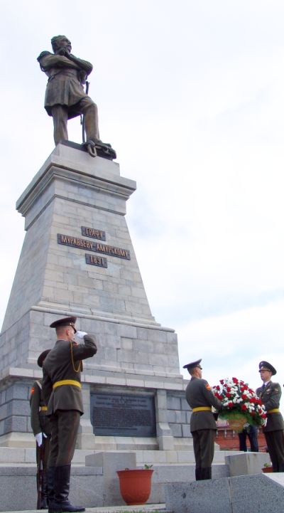 Памятник генералу-губернатору Восточной Сибири Н.Н. Муравьеву-Амурскому в Хабаровске. Фото Сергея Балбашова.