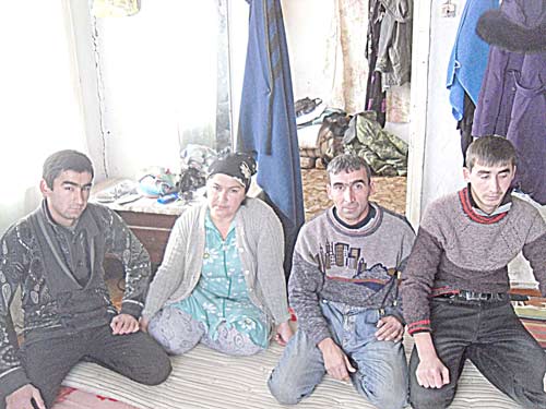 Семья таджиков