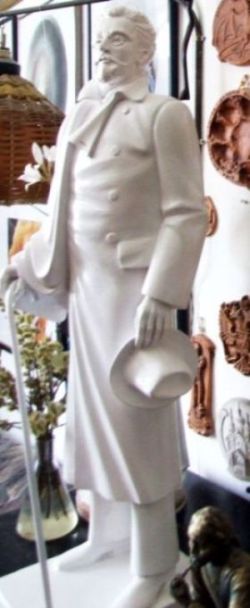 Антон Чехов. Скульптор Владимир Бабуров. Фото Андрея Скорыны.