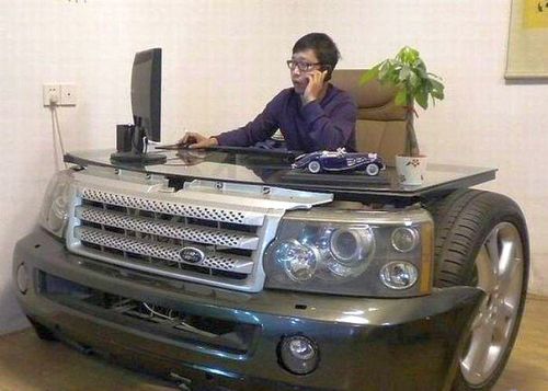 Вместо завода - автоцентр