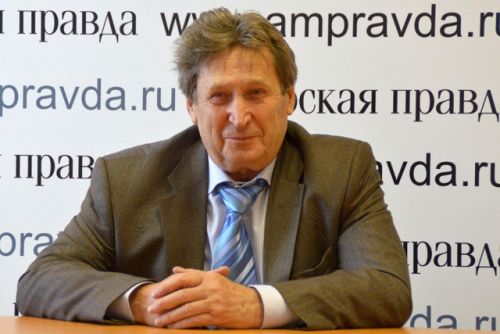 Анатолий Деревянко