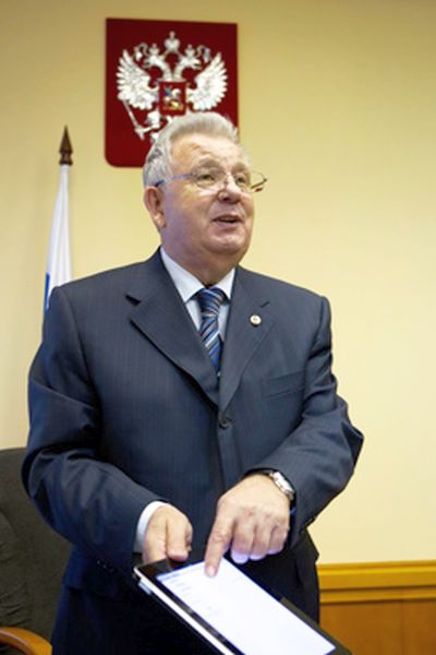 Виктор Ишаев: У нас на новых заводах средняя зарплата - 100 тысяч рублей. Фото: Сергей Михеев / РГ