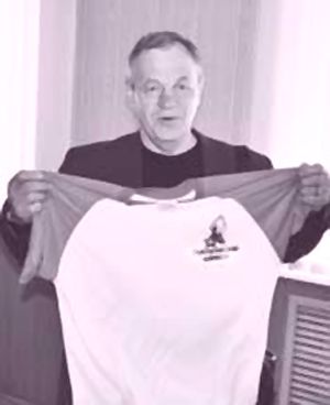 Михаил Снигур отдал редакторству семь лет. Он был по счёту пятнадцатым. Всего же в военной журналистике он 25 лет