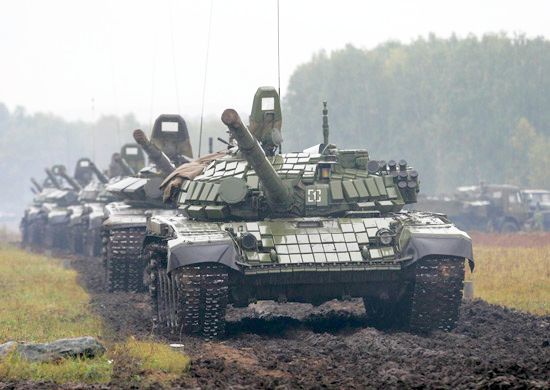 Танки выдвинулись на полигон