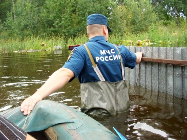 Улицы в с. Головино стали реками.