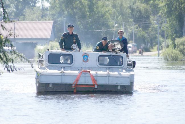 25.08.13 г. ЕАО, Николаевка. Обследование населенных пунктов, подвоз продовольствия
