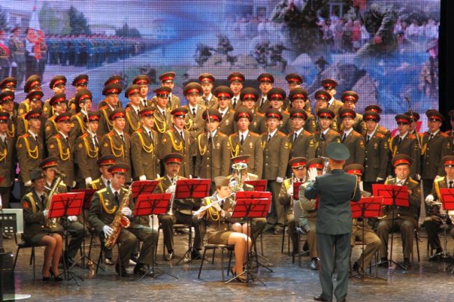 Торжественный вечер в ДВВКУ в честь 75-летия