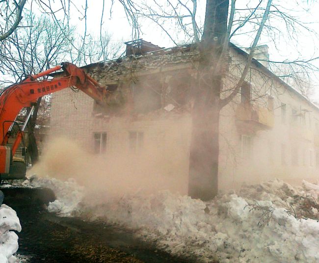 Каменные дома в п. Уссурийском рушили с ведома мэрии Хабаровска вне закона/ Нажмите, чтобы УВЕЛИЧИТЬ (нажмите, чтобы увеличить)